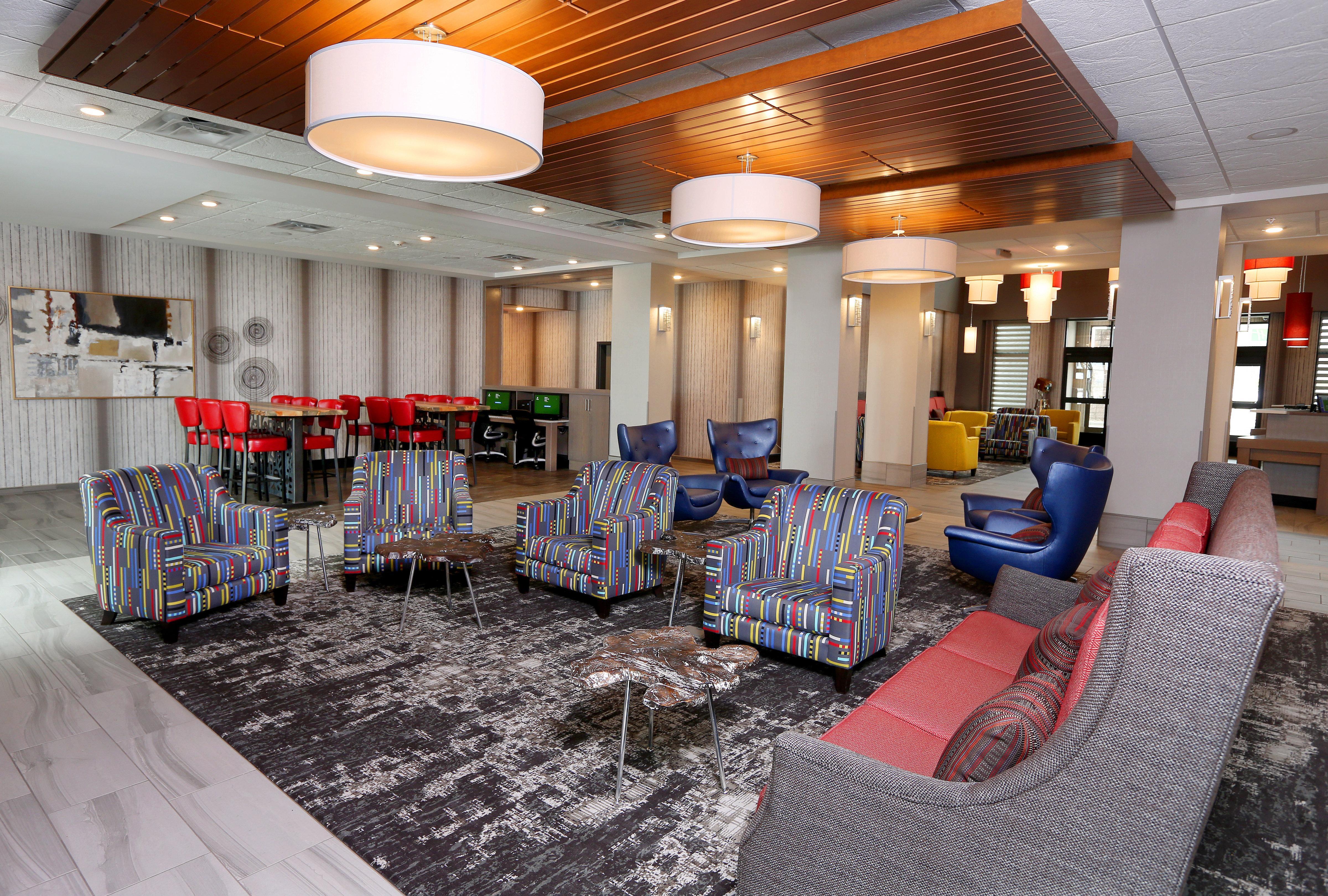 Holiday Inn & Suites Sioux Falls - Airport By Ihg Buitenkant foto